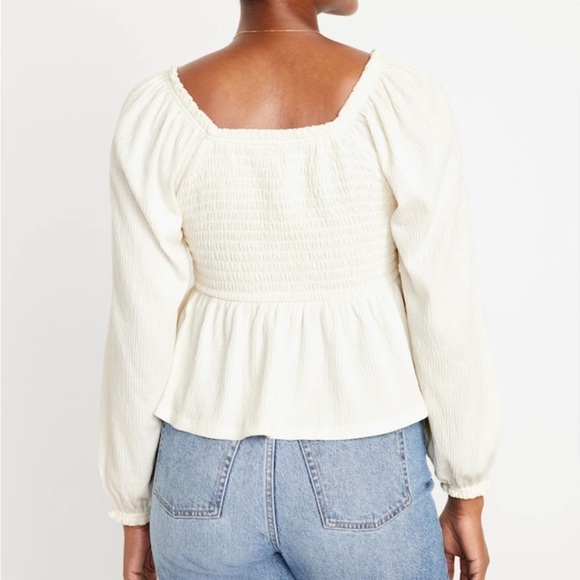 Old Navy Long-Sleeve Smocked Peplum Top – Women’s Size M- NWT - Picture 7 of 7